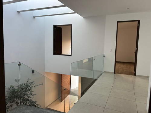 Residencia En La Cima De Zapopan 3 Rec Un Estudio 3 Baños Completos