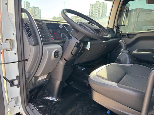 Vw 30.330 Ano 2023 Bitruck Chassi 11,5 Mt