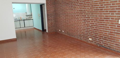 Imagen 4 de 11 de Castelar Sur Casa Ph En Venta Dolares 50 Mil Y Cuotas