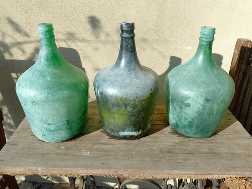 Lote Damajuana Botellón Antiguo Verdes X Tres (Usado)