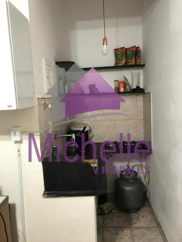 Imagem 5 de 7 de Apartamento Para Venda Em Teresópolis, Alto, 1 Dormitório, 1 Banheiro - Apto-1309_1-1719172