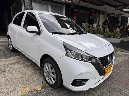 Nissan March 1.6 Sense