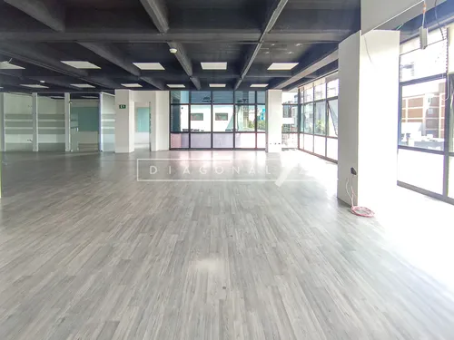 Oficina En Arriendo En Santa Bárbara