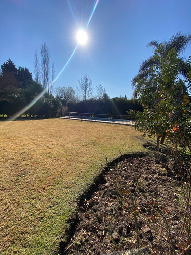 Casa En Venta 4 Dormitorios Pileta En Los Jazmines, Pilar Del Este, Pileta Y Parrilla