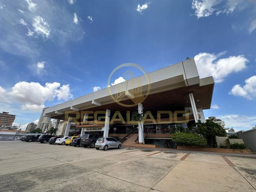 La-364 Zona Norte Locales Comerciales Centro Comercial Los Niveles Calle 76