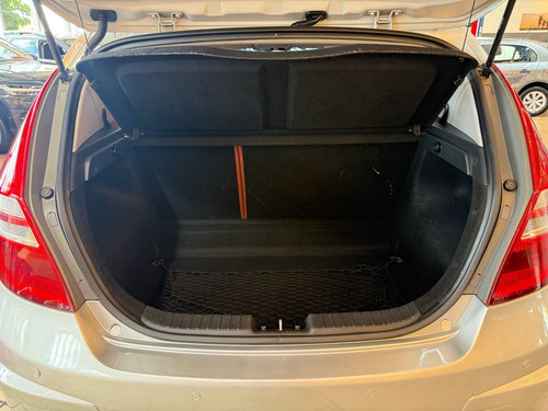Hyundai I30 2.0 MPI 16V