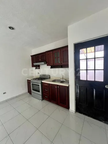 Casa En Venta Fraccionamiento Playa Del Sol, Playa Del Carmen C3969