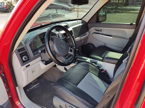 Imagen 10 de 14 de Jeep Cherokee Limited 4x4 Kk