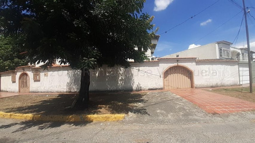 Imagen 3 de 14 de Casa En Venta En Barquisimeto