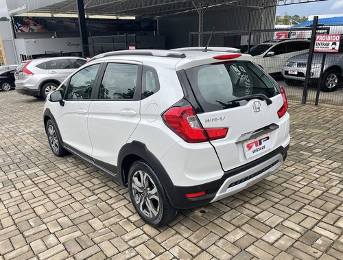 Imagem 3 de 12 de Wrv Ex 1.5 Flex Automatica 2018 Troco E Financio