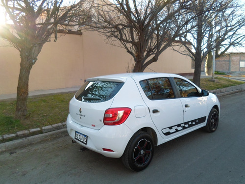 Renault Sandero Ii Año 2017 1.6 8v Gnc Authentique (85cv)