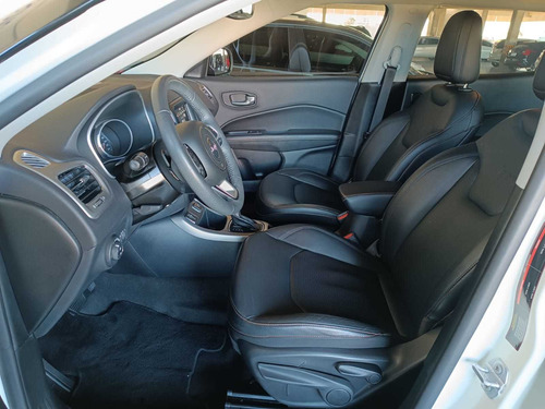 Imagem 10 de 14 de Jeep Compass Longitude 2.0 4x2 Flex 16v Aut.