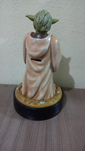 Cofre Boneco Mestre Yoda Star Wars Colecionador 30cm