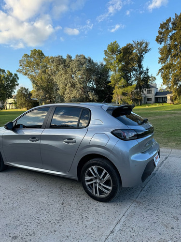 Peugeot 208 1.6 Feline Tiptronic