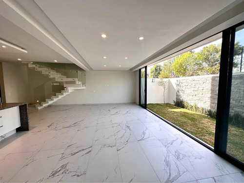 Imagen 8 de 29 de Casa En Venta En Privanza Habitat Zona Solares Zapopan