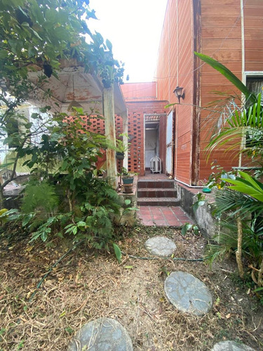 Venta Casa Cumbres De Curumo Tiene 1.518mts. De Terreno