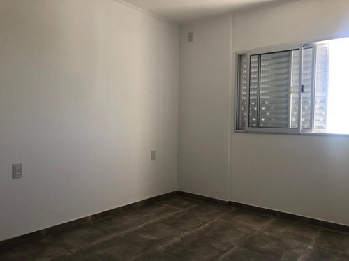 Imagen 6 de 6 de Departamento Centro 1 Dorm. + Cochera Y Asensor
