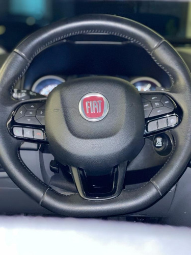 Imagem 9 de 15 de Fiat Toro Volcano At9