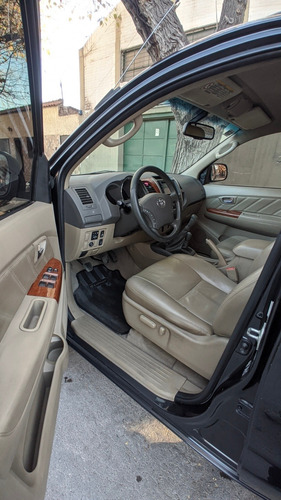 Imagen 7 de 11 de Toyota Sw4 2009 3.0 I Srv C/cuero 4x4 (2009)