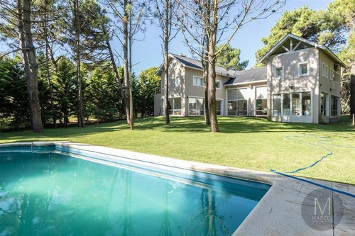 Imagen 6 de 30 de Casa En Venta - 6 Ambientes - Barrio Privado - La Herradura - Pinamar