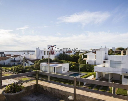 Imagen 2 de 25 de Casa En Venta En Faro De Punta Del Este - Punta Del Este Peninsula