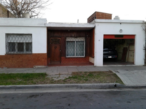 Casa Americana En Los Polvorines A 1 Cuadra De Ruta 8