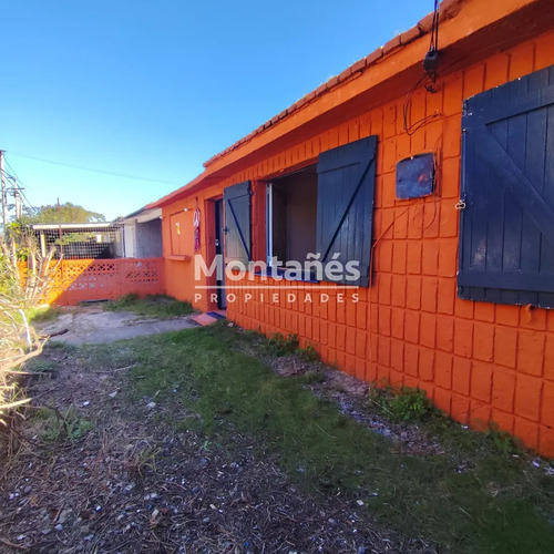 Casa En Barrio Inve Impecable Estado!!!!