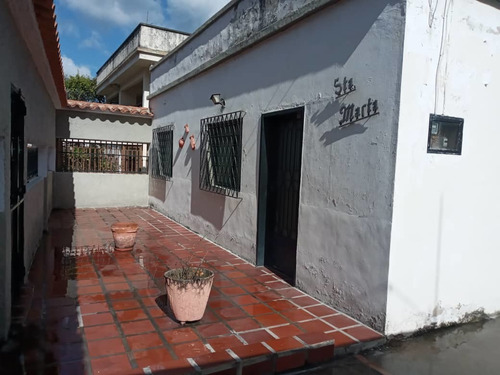 Imagen 3 de 14 de Casa 301,50 M2 De Terreno Urbanización El Trigo Los Teques