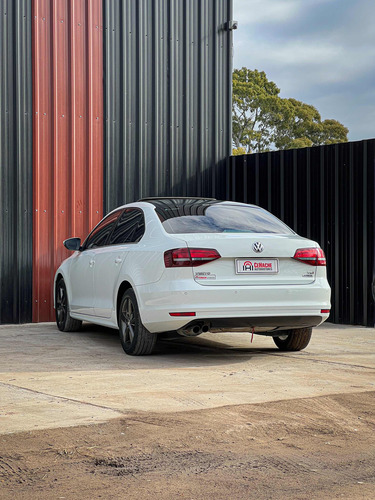 Volkswagen Vento 1.4 Highline 150cv At