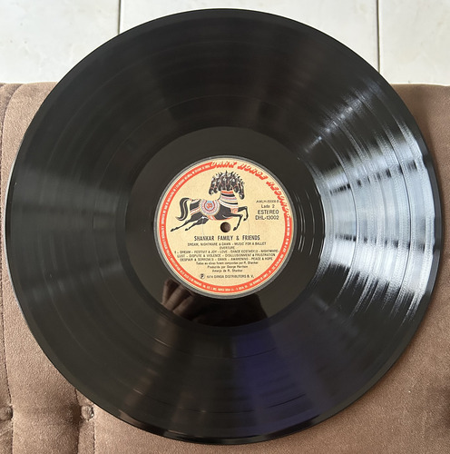 Lp Ravi Shankar - Family & Friends - 1974 - George Harrison (Usado)