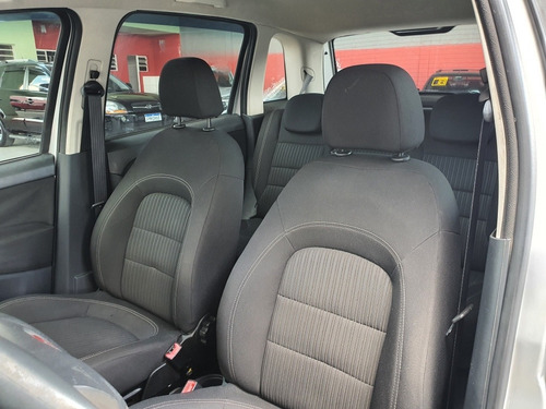 Imagem 15 de 15 de Fiat Idea 2014 1.6 16v Essence Flex 5p