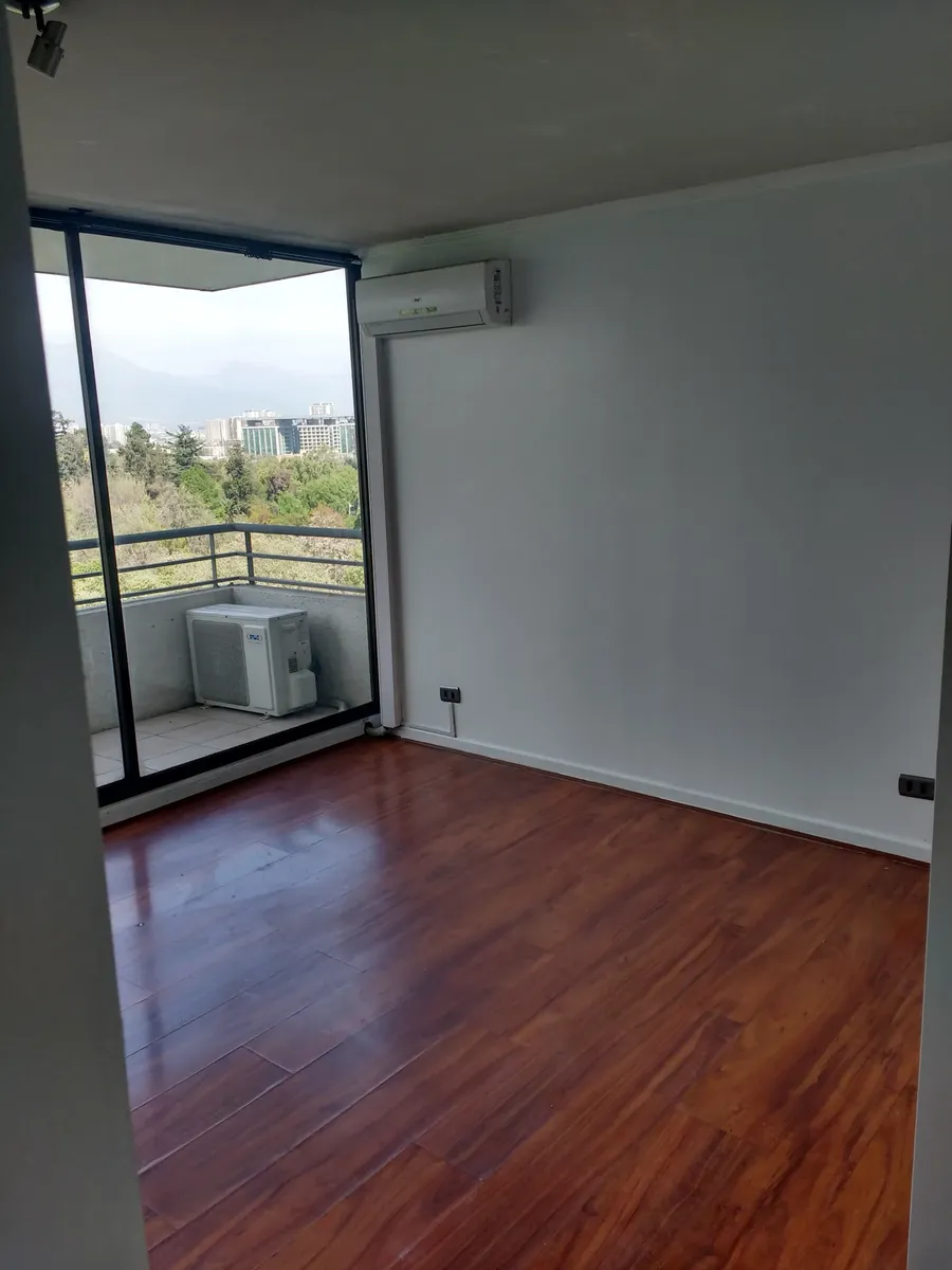 Imagen 2 de 10 de Amplio Departamento 3 Dormitorios Piso 13