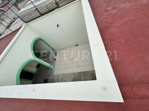 Casa En Venta En Medrano, Guadalajara