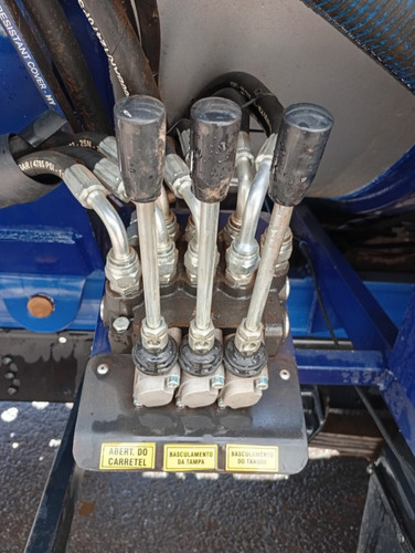 Caminhao Volkswagem 17-190 Limpa Fossa E Hidrojato De 12.000