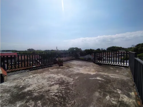 Venta De Casa Trifamiliar Y Local En La Merced, Norte De Cali 3208.
