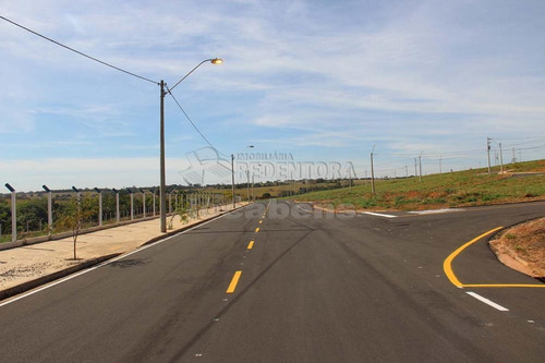 Imagem 9 de 10 de Terrenos - Ref: V8950