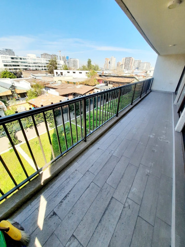 Moderna Arquitectura 90mt,2d2b, Sta. Victoria/ Emilio Vaisse
