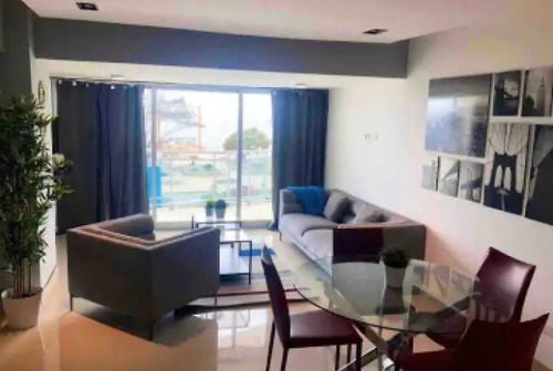 Imagen 7 de 8 de Anteriorsiguiente Apartamento En Alquiler En El Malecón Amueblado