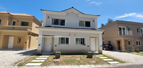 Casa En Venta En Liquidambar, Pilar