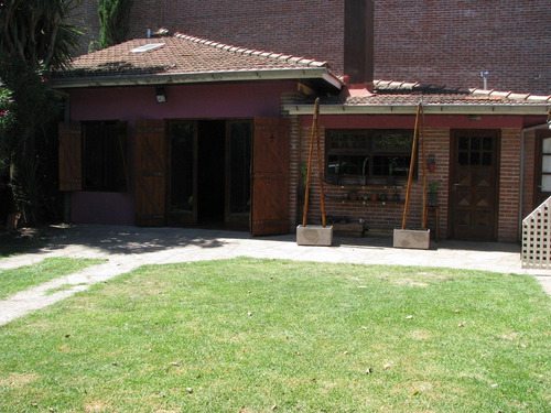 Imagen 3 de 14 de Casa Estilo Cabaña,pileta ,a 3 Cuadras Del Mar,ideal Familia