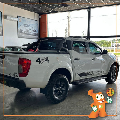Nissan Frontier 2.3 Attack Cab. Dupla 4x4 Aut. 4p