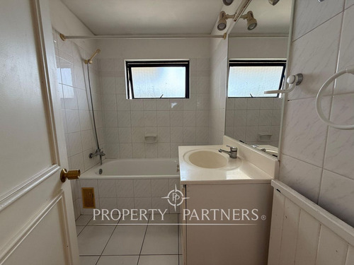 Arriendo Año Corrido Amplio Y Cómodo Departamento