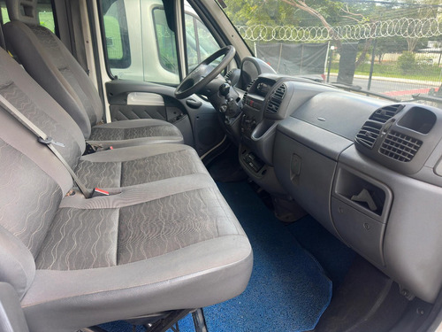 Citroën Jumper T.a 2.8 16lug. Diesel C/ Ar