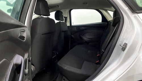 Imagen 10 de 15 de 31965 - Ford Focus 2016 Con Garantía At
