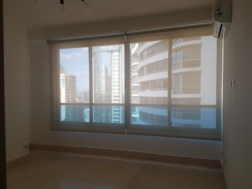 Imagen 9 de 14 de Alquiler De Apartamento En Ph Deluxe Residences 20-8977