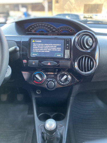 Toyota Etios Sedán XLS 1.5 (Flex)