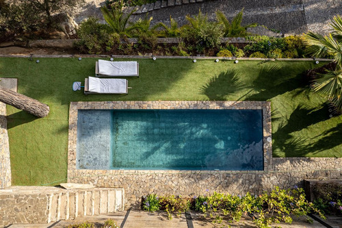 Arquitectura Moderna A Pasos De La Playa De Zapallar