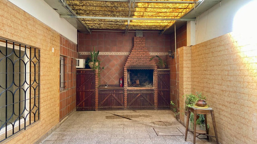 Alquiler - Casa 6 Ambientes - Palermo