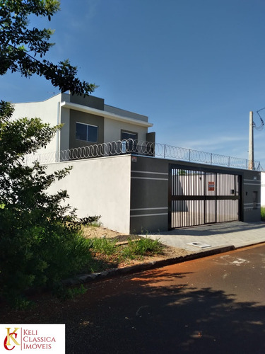 Imagem 3 de 4 de Apartamentos Disponíveis Para Venda: Possui Dois Quartos, Um Banheiro, Sala, Copa, Cozinha, Lavanderia E Uma Vaga Na Garagem. - Ap00658 - 70716349