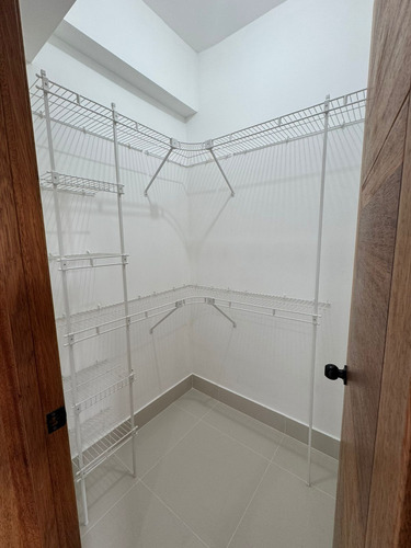 Alquiler De Apartamento A Estrenar Con Linea Blanca En Serralles